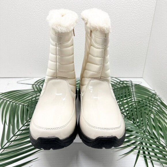 Easy Street Women's Frazer Slip Resistant and Waterproof Side Zip Boots Size 7M - Picture 2 of 11